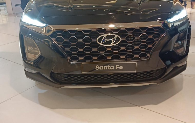 Jual Hyundai Santa Fe CRDi 2019