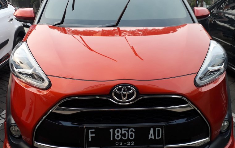 Jual Mobil Toyota Sienta Q 2016 