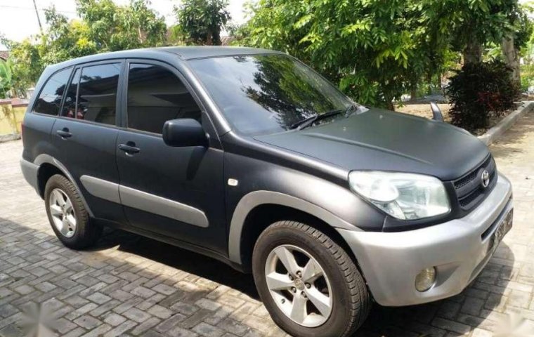 Toyota RAV4 2005 terbaik