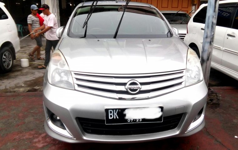 Jual Mobil Nissan Grand Livina Ultimate 2013