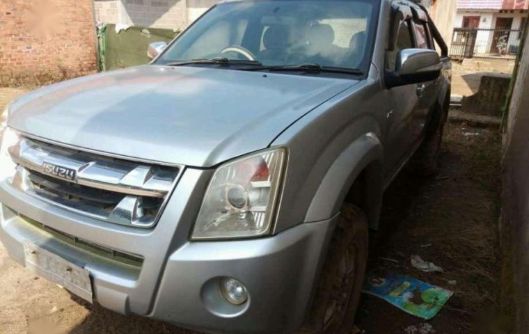 Isuzu D-Max 2010 terbaik