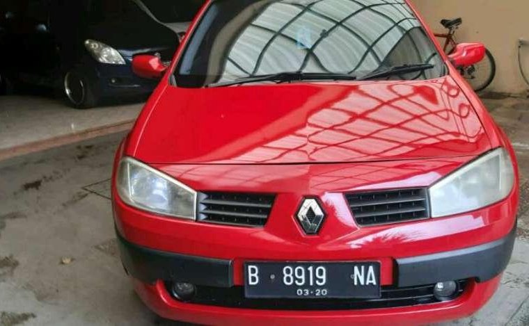 Renault Megane  2005 Merah