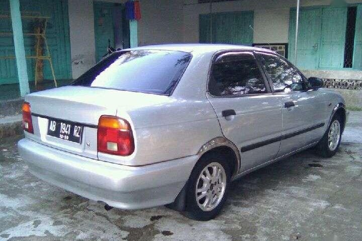 Suzuki Baleno  1996 Silver