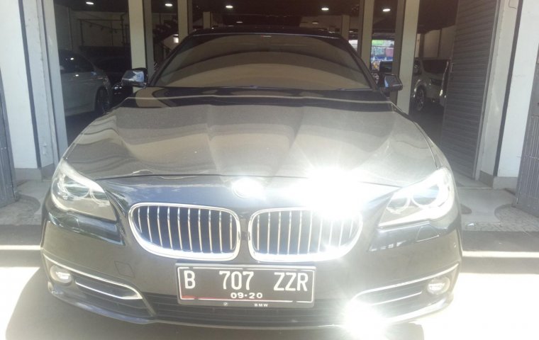 Jual BMW 5 Series 520i 2015