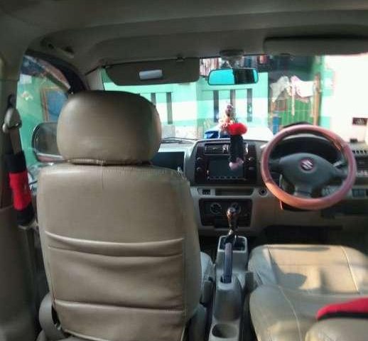 Suzuki APV X 2005 Merah