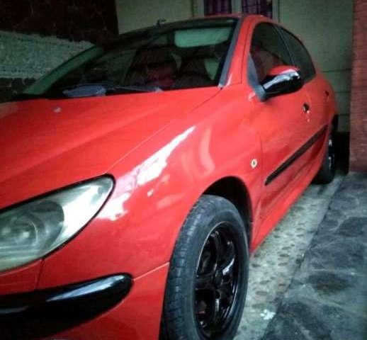 Peugeot 206  2004 Merah