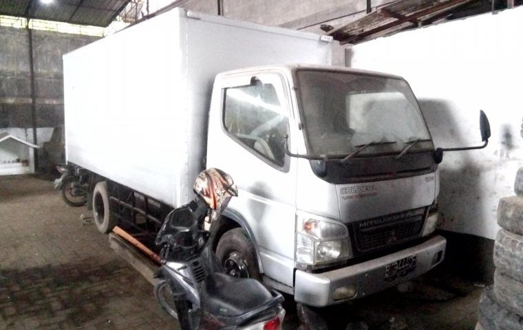 Jual Mitsubishi Colt Diesel 110PS Box 3.3 MT 2009