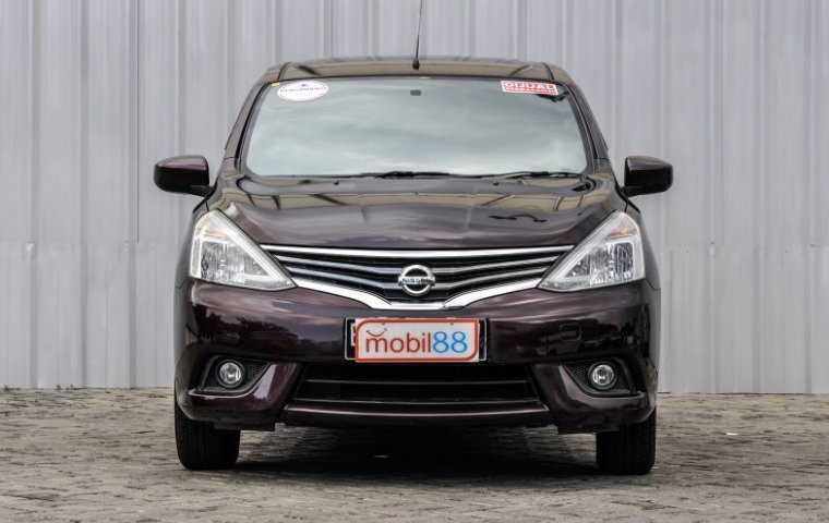 Nissan Grand Livina XV 2015