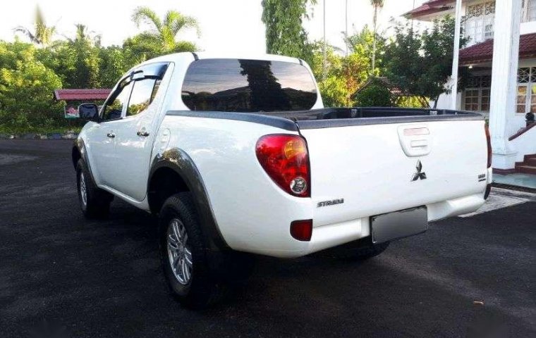 Mitsubishi Triton () 2011 kondisi terawat