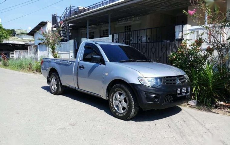 Mitsubishi Triton  2013 Silver