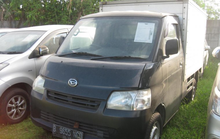 Jual mobil Daihatsu Gran Max Box 2014 