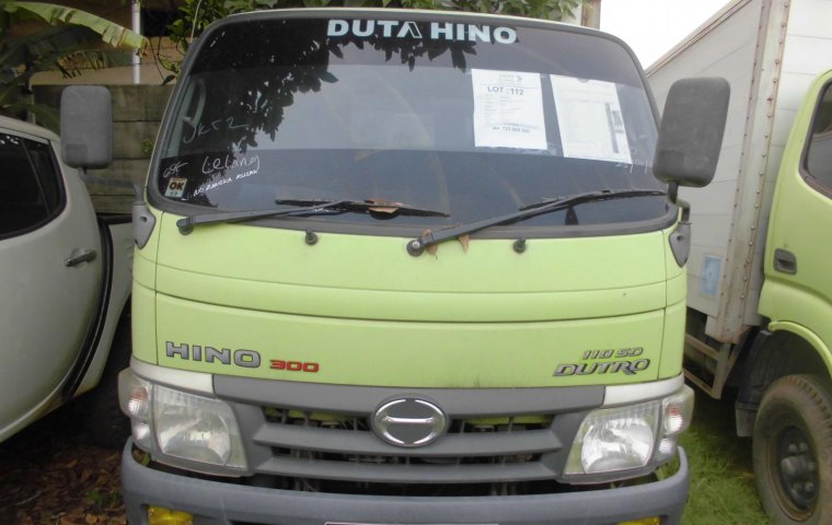 Jual mobil Hino Dutro 2013 