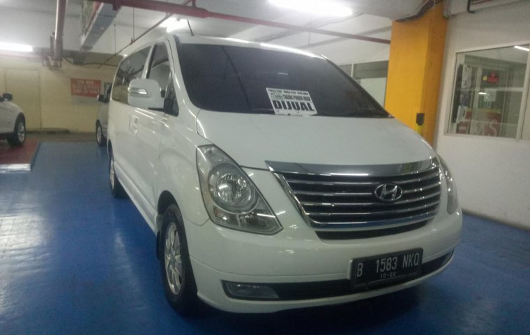 Jual mobil Hyundai H-1 Elegance 2012