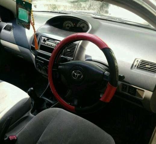 Toyota Vios 2004 terbaik