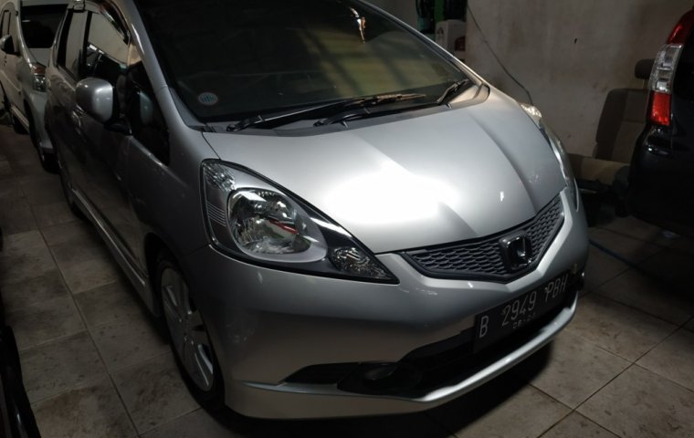 Jual mobil Honda Jazz RS 2008