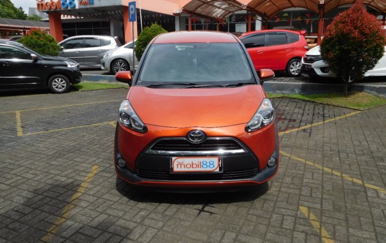 Jual mobil Toyota Sienta 1.5 G 2016