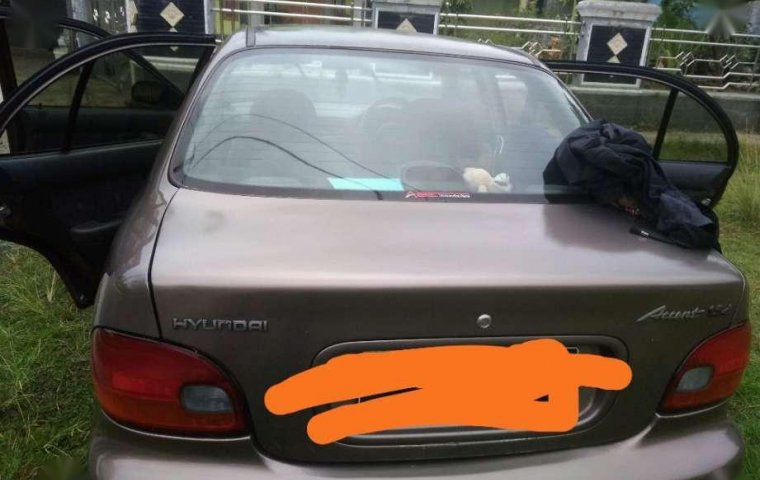 Hyundai Accent 1.5 1996 Abu-abu