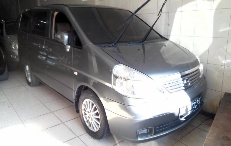 Jual Nissan Serena Highway Star 2012