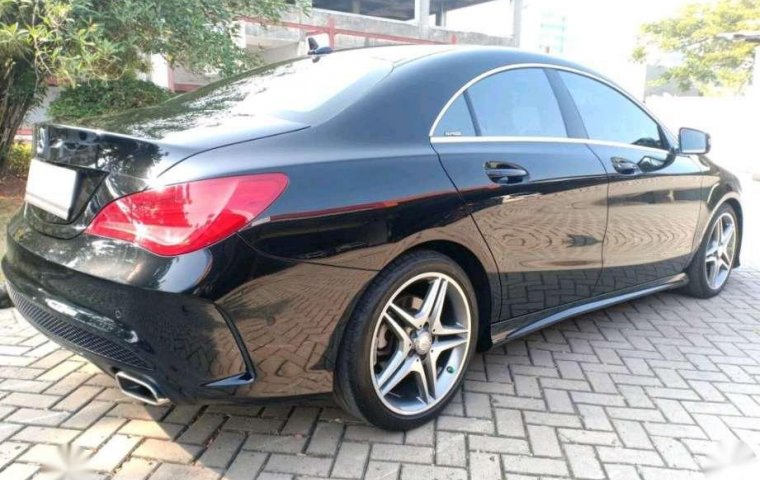 Mercedes-Benz CLA 2015 terbaik