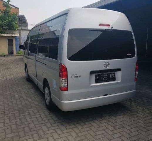 Toyota Hiace  2017 harga murah