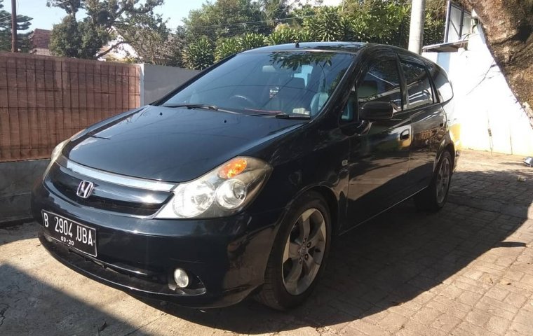 Jual Mobil Honda Stream 1.7 2005 