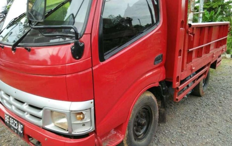 Toyota Dyna  2004 harga murah