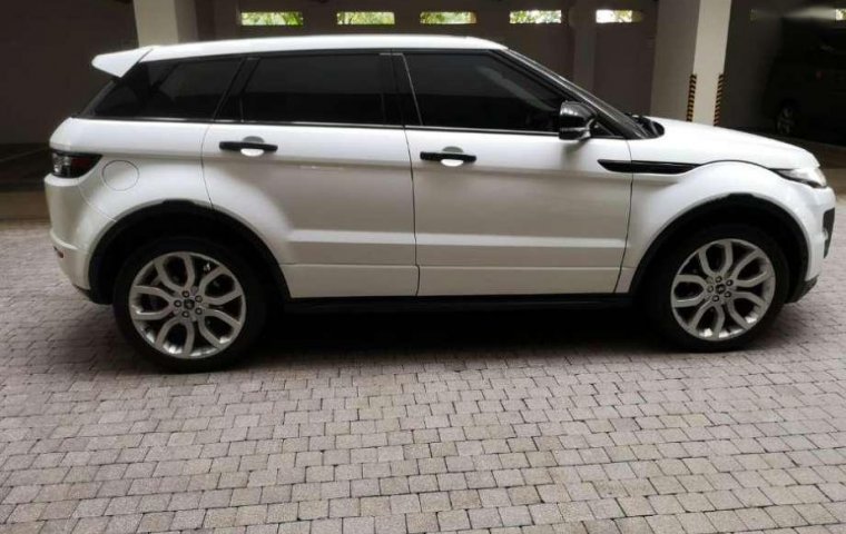 Land Rover Range Rover Evoque Dynamic Luxury Si4 2013 Putih