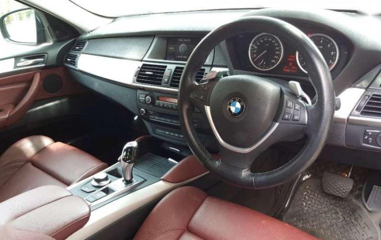 Mobil bekas BMW X6 xDrive35i dijual