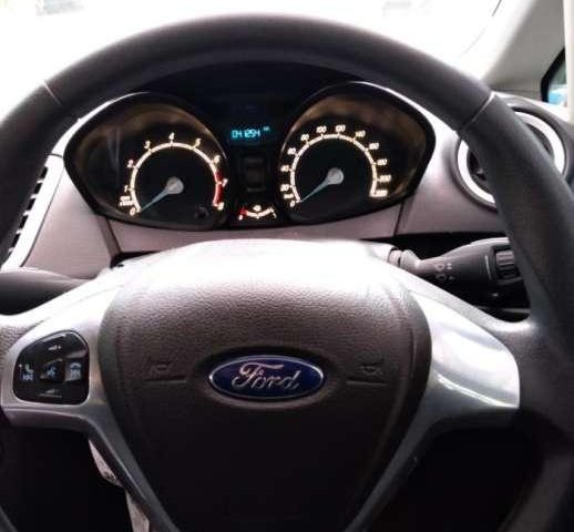 Jual Ford Fiesta Trend 2013 harga murah