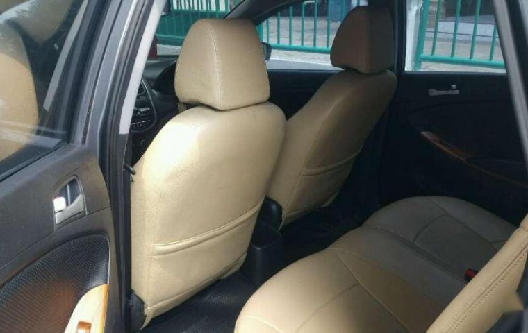 Mobil bekas Hyundai Grand Avega GL dijual