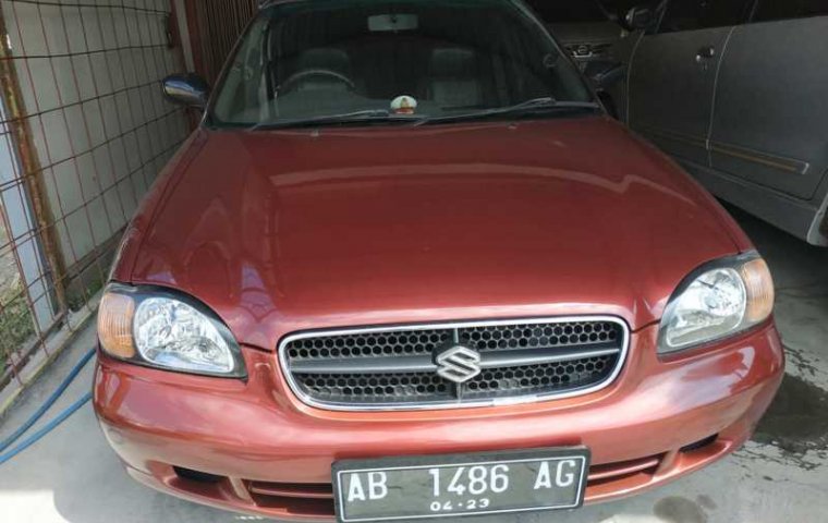 DI Yogyakarta, dijual mobil Suzuki Baleno 2001