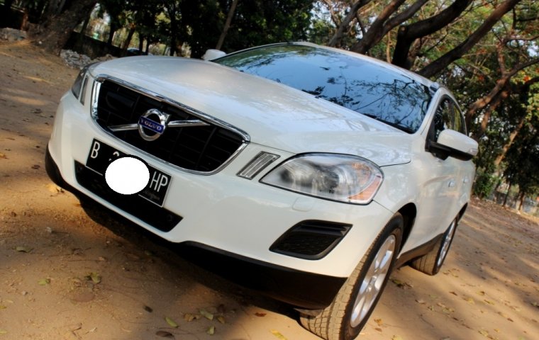 Mobil Volvo XC60 T5 2011 dijual, DKI Jakarta