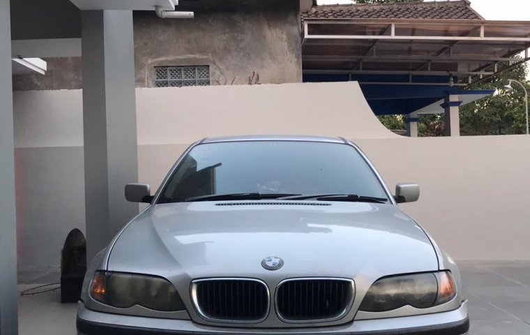 Jual mobil BMW 3 Series 318i 2003 bekas di DIY Yogyakarta 