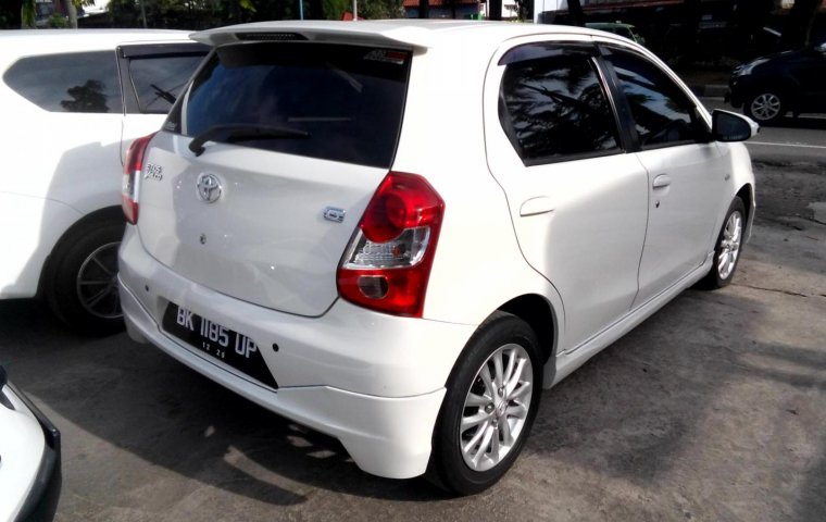 Sumatera Utara, dijual mobil Toyota Etios Valco G 2015 bekas