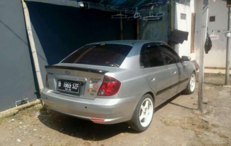 Mobil Hyundai Avega 2012 dijual, Jawa Barat