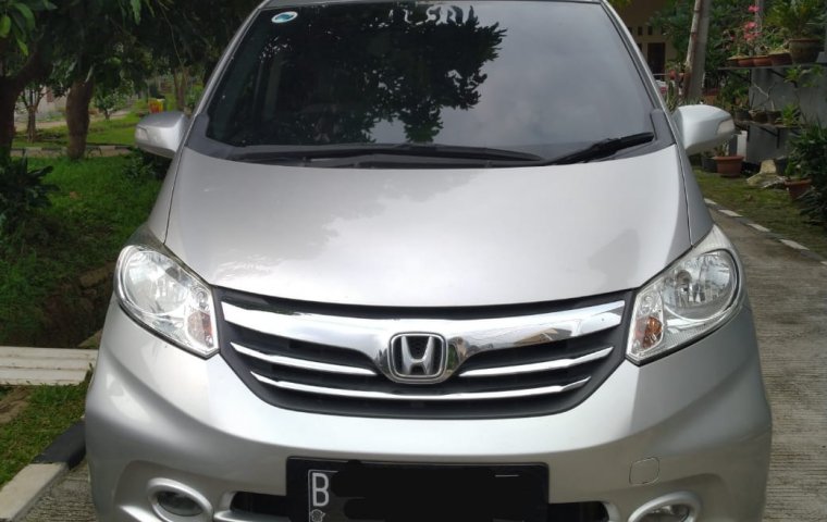 Jual mobil Honda Freed PSD 2013 murah di DKI Jakarta 