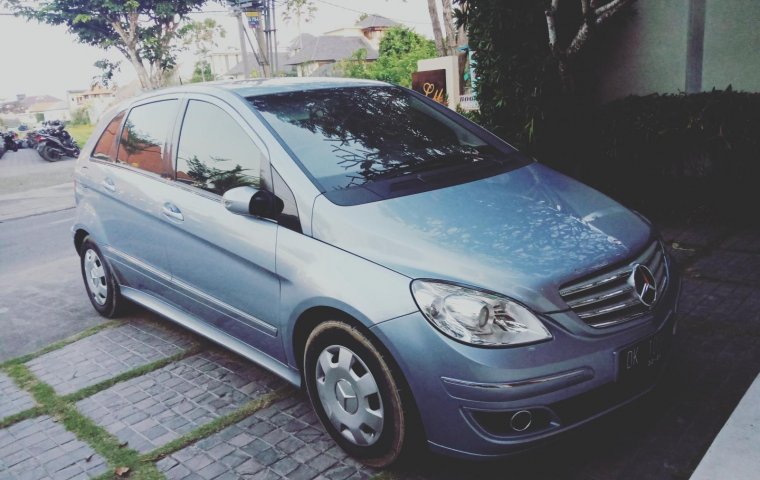 Jual mobil bekas Mercedes-Benz B-CLass B 170 2006 dengan harga murah di Bali 