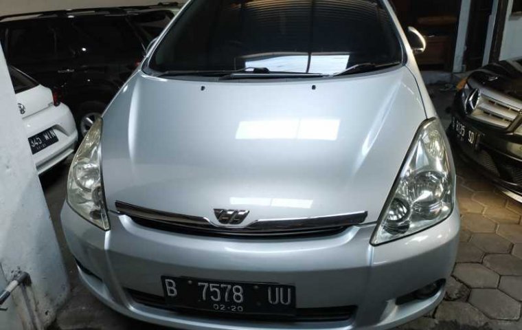 Jual mobil Toyota Wish G 2004 bekas di DIY Yogyakarta 