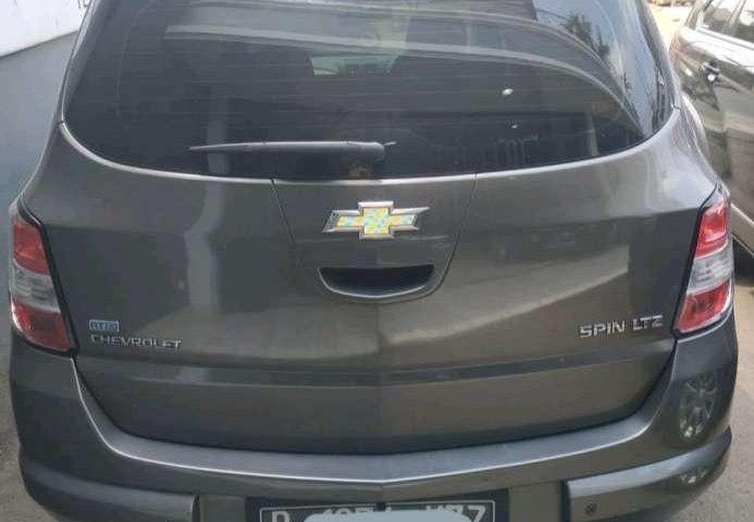 Mobil Chevrolet Spin 2014 LTZ dijual, DKI Jakarta