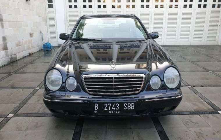 Jual mobil Mercedes-Benz E-Class E 240 2002 bekas, DKI Jakarta