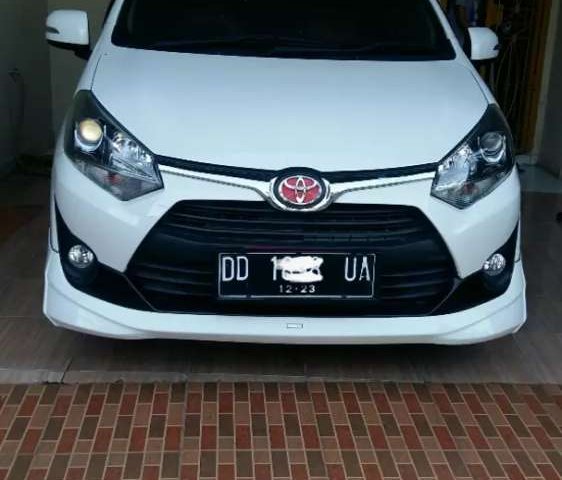 Mobil Toyota Agya 0 terbaik di Sulawesi Selatan