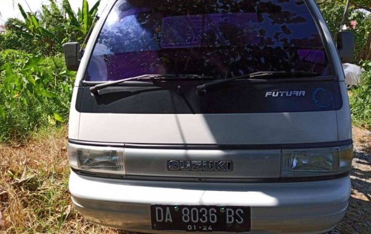 Mobil Suzuki Futura 1991 dijual, Kalimantan Selatan