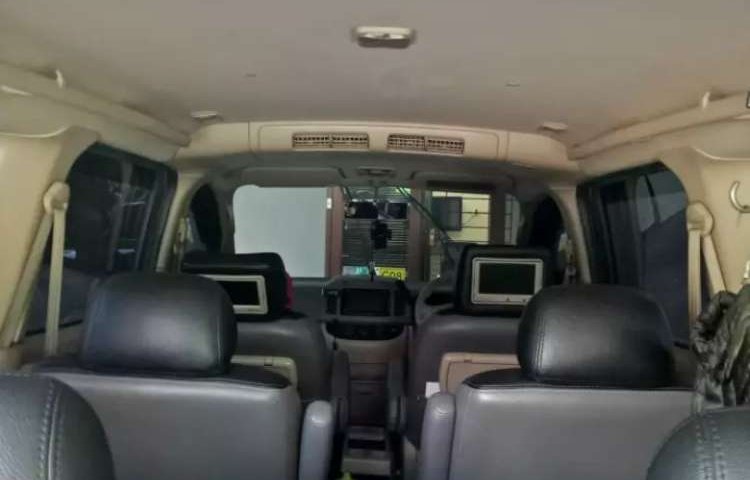 Mobil Nissan Serena 2008 dijual, Banten