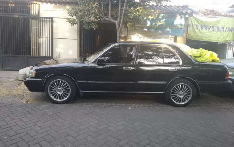 Jual Toyota Crown 1993 harga murah di Jawa Timur