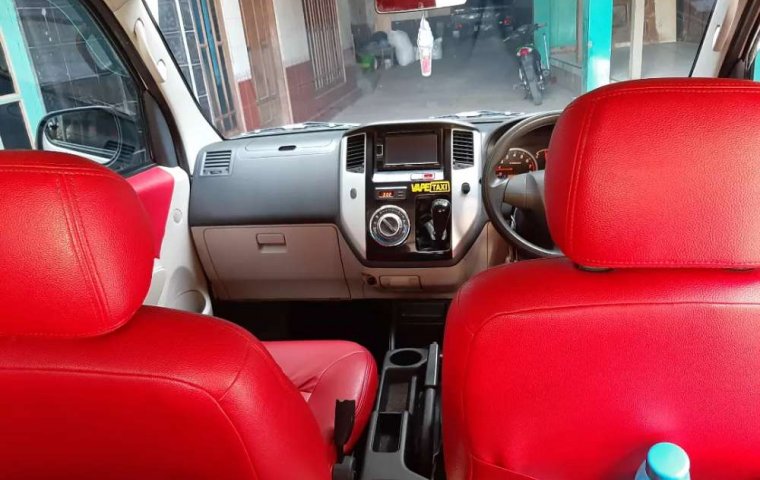 Dijual mobil bekas Daihatsu Luxio X, Jawa Tengah 