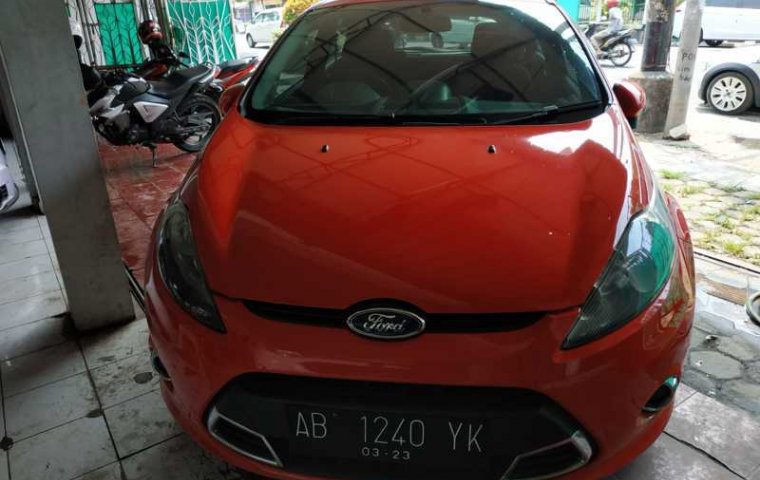Dijual mobil Ford Fiesta S 2011 murah di DI Yogyakarta