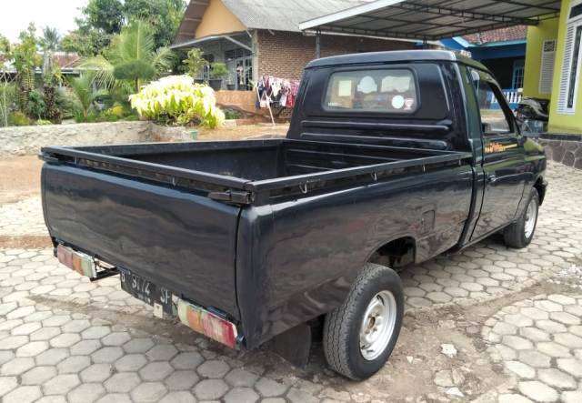Lampung, Isuzu Panther Pick Up Diesel 1992 kondisi terawat