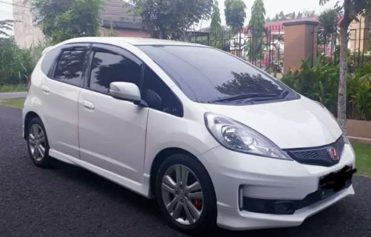 Jual mobil bekas murah Honda Jazz RS 2012 di Sumatra Utara