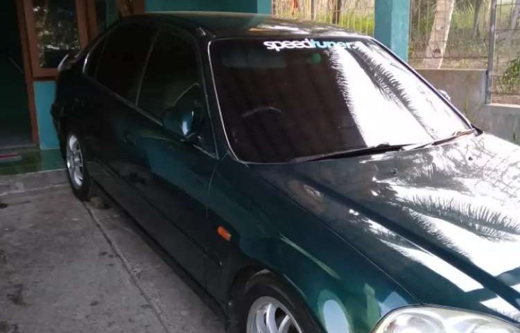 Honda Civic 1996 Jawa Tengah dijual dengan harga termurah