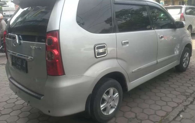 Jual cepat Daihatsu Xenia Li 2011 di Sumatra Utara